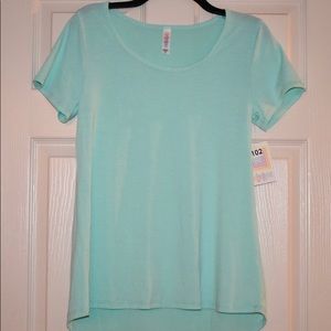 NWT Lularoe Mint Classic Tee